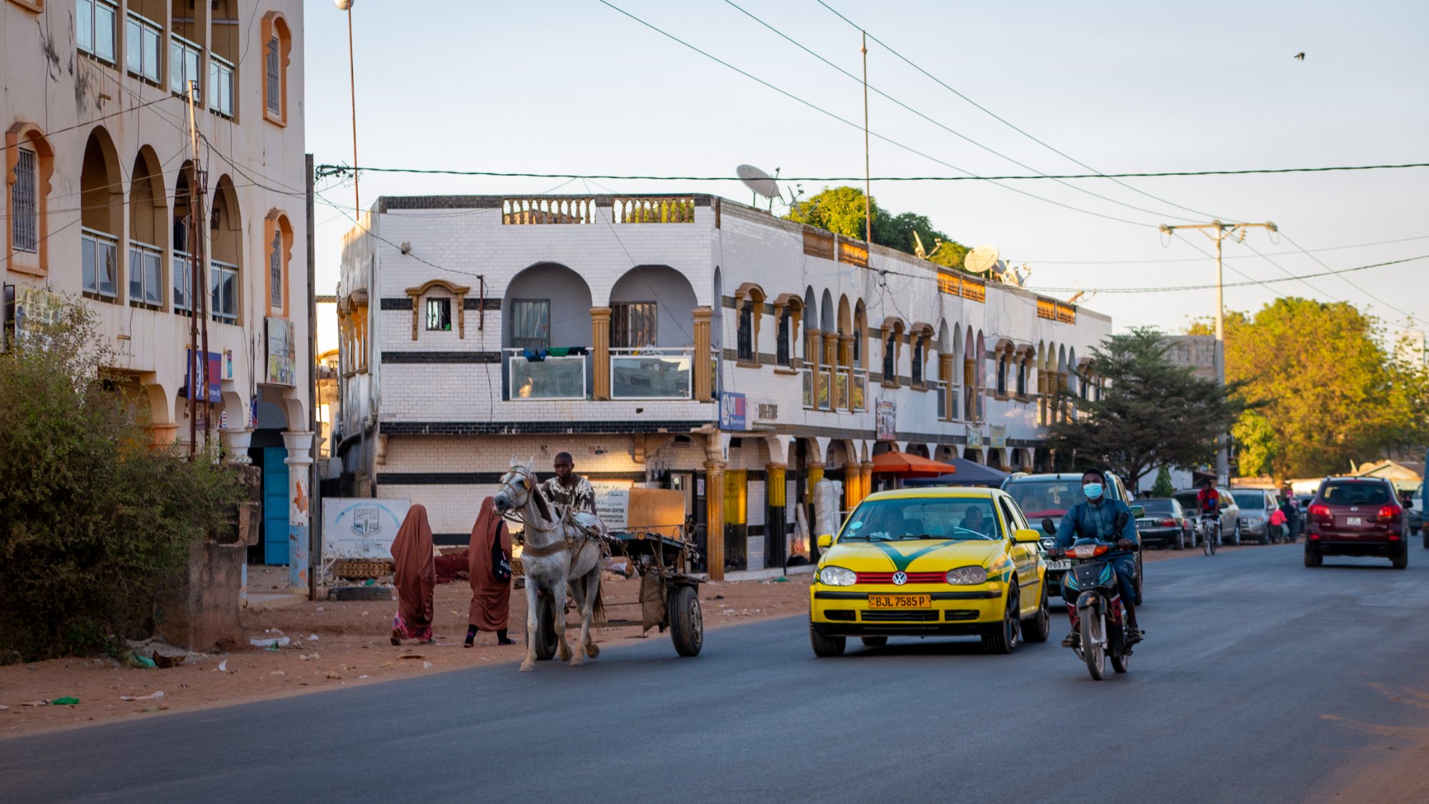Straßenszene in Banjul Gambia